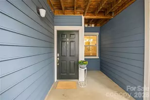 2210 Sumner Green Ave, Charlotte, NC 28203 - Photo 4