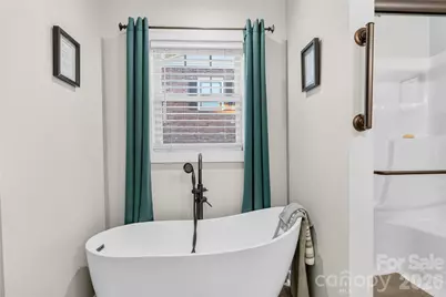 364 N Oakwood Drive, Statesville, NC 28677 - Photo 24