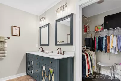 364 N Oakwood Drive, Statesville, NC 28677 - Photo 22