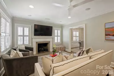 210 Dellwood Avenue, Charlotte, NC 28209 - Photo 4