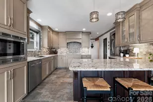 20732 Eastpoint Dr, Cornelius, NC 28031 - Photo 8