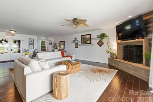 20732 Eastpoint Dr, Cornelius, NC 28031 - Photo 10