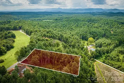 2070 Thoroughbred Way #G18, Lenoir, NC 28645 - Photo 2