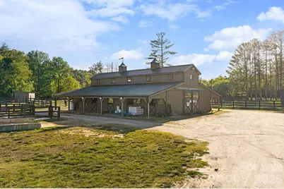 2070 Thoroughbred Way #G18, Lenoir, NC 28645 - Photo 18