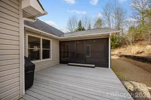 136 Little Cove Creek Dr, Saluda, NC 28773 - Photo 38