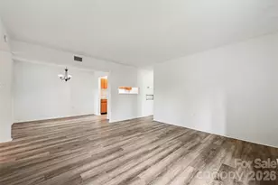 4906 Sardis Rd, Charlotte, NC 28270 - Photo 6