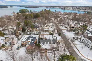 18603 Town Harbour Rd, Cornelius, NC 28031 - Photo 2