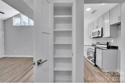 425 W 8th Street #95, Charlotte, NC 28202 - Photo 20