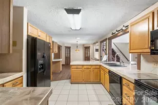 1842 Rock Springs Cir, Denver, NC 28037 - Photo 10