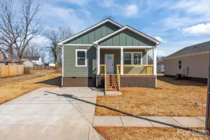 109 E Earnhardt St, Salisbury, NC 28144 - Photo 2