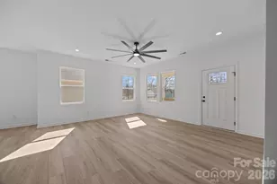 109 E Earnhardt St, Salisbury, NC 28144 - Photo 8