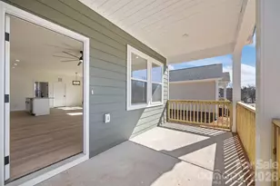 109 E Earnhardt St, Salisbury, NC 28144 - Photo 6