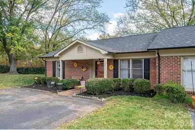 1202 Northgate Drive #D, Shelby, NC 28150 - Photo 2