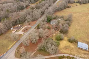 3878 Catawba River Rd, Fort Lawn, SC 29714 - Photo 8