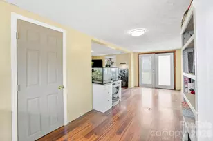 38 Pisgah View Rd, Asheville, NC 28806 - Photo 8