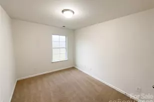 4773 Craigmoss Ln, Charlotte, NC 28278 - Photo 4