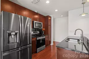 210 N Church St, Charlotte, NC 28202 - Photo 42