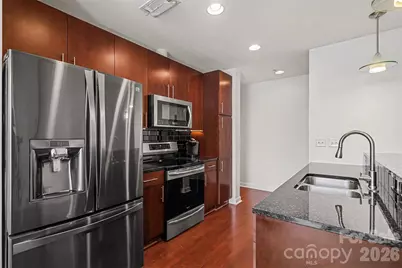 210 N Church Street #2706, Charlotte, NC 28202 - Photo 4