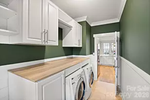 2325 Barry St, Charlotte, NC 28205 - Photo 16