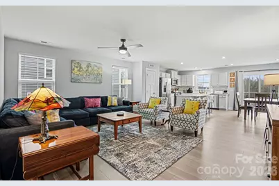 4217 Jones Creek Lane, Charlotte, NC 28215 - Photo 2