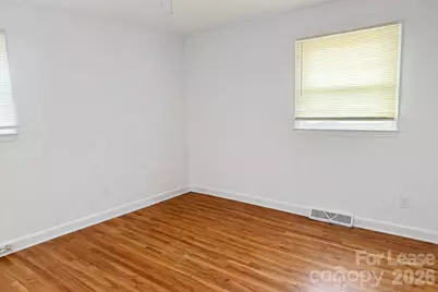 4131 Woodgreen Terrace, Charlotte, NC 28205 - Photo 8