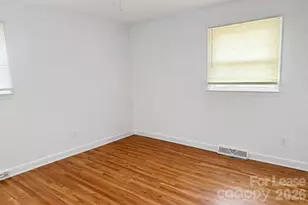 4131 Woodgreen Terrace, Charlotte, NC 28205 - Photo 8