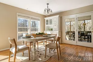 269 Woodstock Dr, Burnsville, NC 28714 - Photo 10