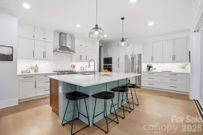 2052 Thatcher Way, Fort Mill, SC 29715 - Photo 6