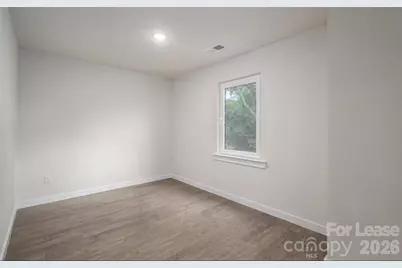 800 28th Street SW, Hickory, NC 28602 - Photo 6