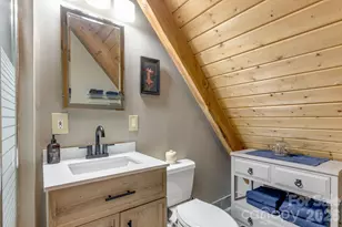 170 Wonderwood Ln, Clyde, NC 28721 - Photo 20