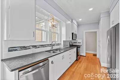 333 7th Street NW, Hickory, NC 28601 - Photo 8