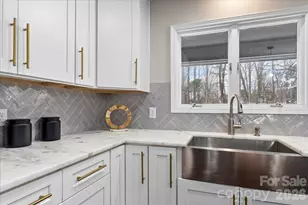 625 S Magnolia St, Mooresville, NC 28115 - Photo 8