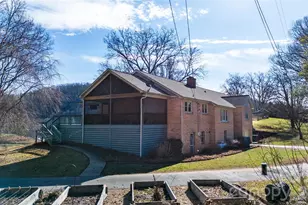 53 Dewees Dr, Sylva, NC 28779 - Photo 16