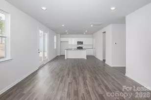 1014 Hanover Crossing Divide, Charlotte, NC 28215 - Photo 16