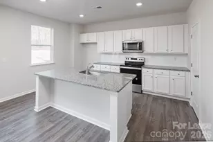 1014 Hanover Crossing Divide, Charlotte, NC 28215 - Photo 12