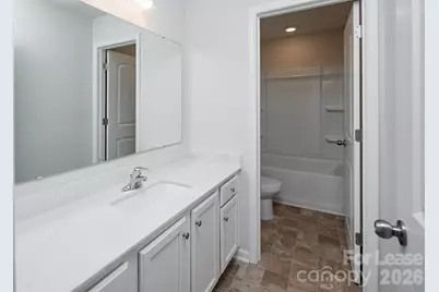 1014 Hanover Crossing Divide, Charlotte, NC 28215 - Photo 32