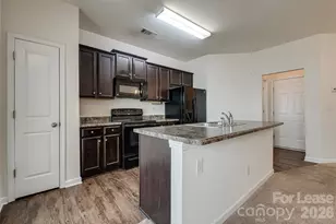 7627 Galvin St, Charlotte, NC 28215 - Photo 8