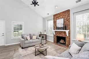 8233 Tradd Ct, Charlotte, NC 28210 - Photo 10