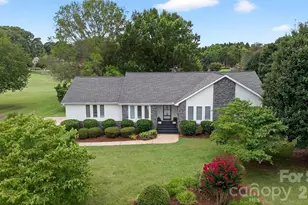 110 Old Squaw Rd, Mooresville, NC 28117 - Photo 2