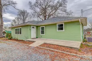 202 Ramsey St, Cherryville, NC 28021 - Photo 1