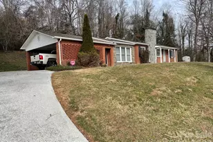 119 Hankins Rd, Marion, NC 28752 - Photo 2