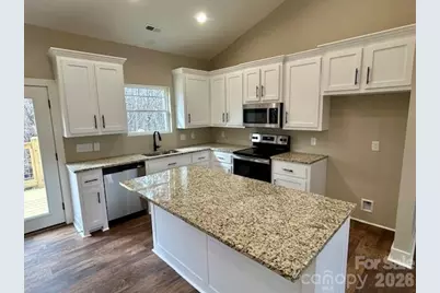 420 Scarlett Oak Court NE, Lenoir, NC 28645 - Photo 10