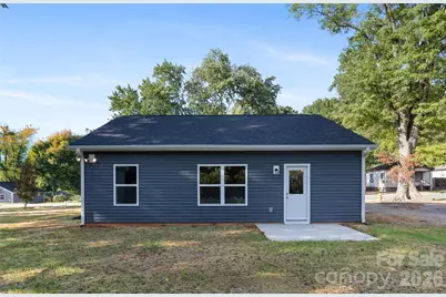 2004 Juniper Drive, Charlotte, NC 28269 - Photo 22