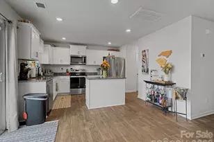 1718 Gaston Mountain Dr, Dallas, NC 28034 - Photo 12