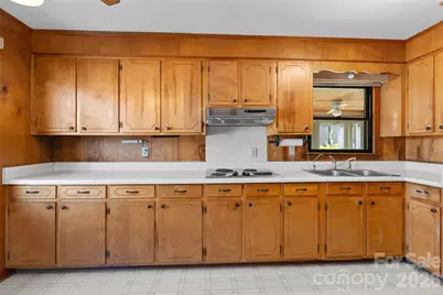 1700 Anthony Drive, Gastonia, NC 28052 - Photo 8