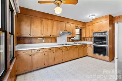 1700 Anthony Drive, Gastonia, NC 28052 - Photo 6