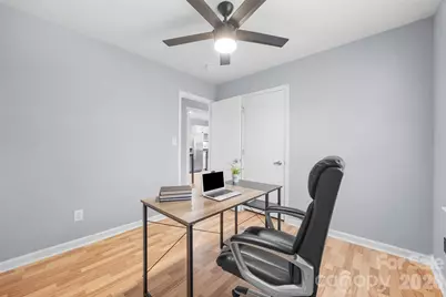 2410 Carrington Court, Charlotte, NC 28208 - Photo 12