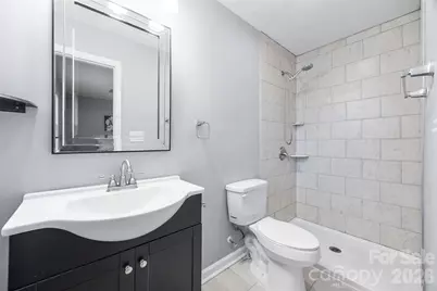 2410 Carrington Court, Charlotte, NC 28208 - Photo 18