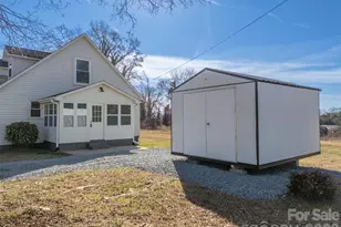 1206 Oakland Rd, Forest City, NC 28043 - Photo 44