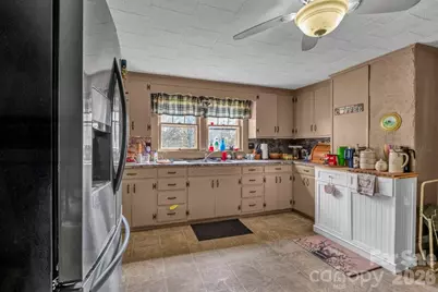 1068 Laurel Branch Road, Vilas, NC 28692 - Photo 8